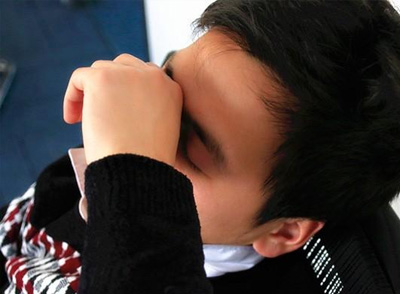 充足睡眠：睡眠時肝臟代謝效率提升，保障7-8小時休息